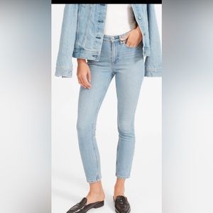 Everlane The Highrise Skinny Jean in Light blue wash